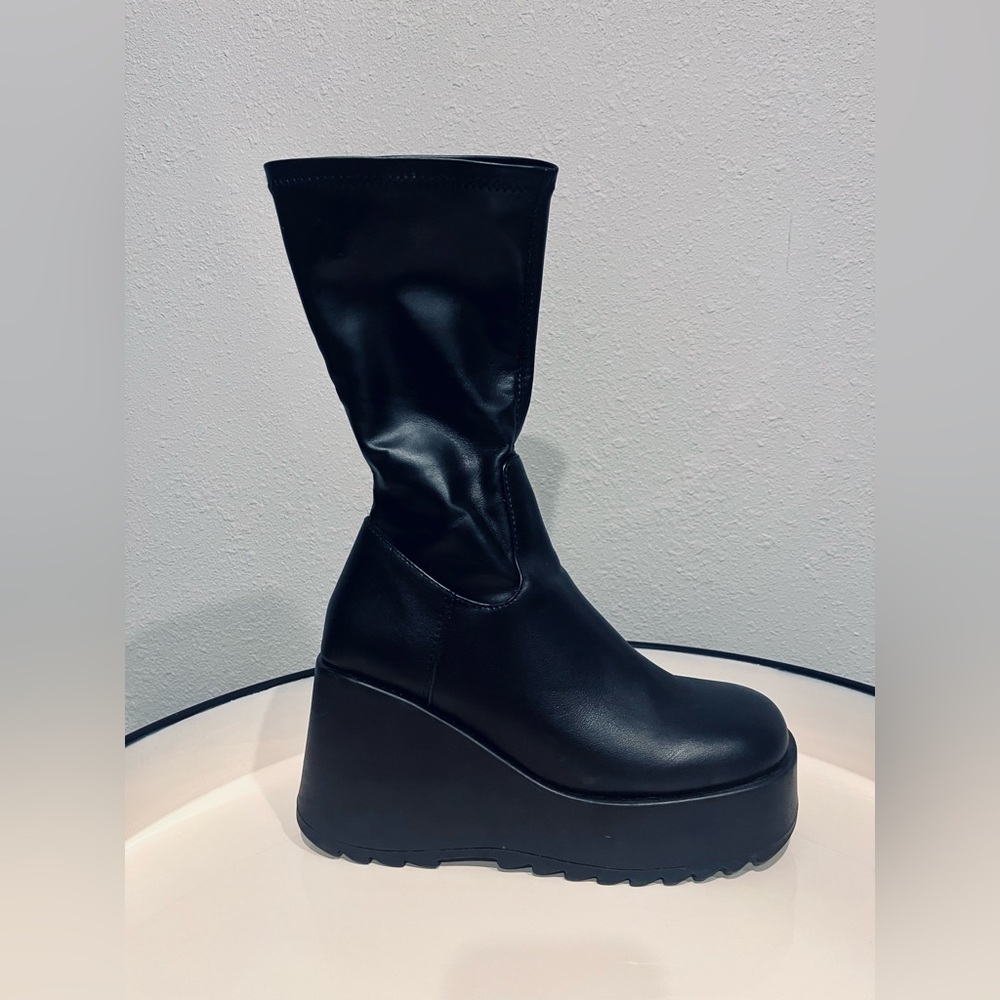 Steve Madden platform wedge boots